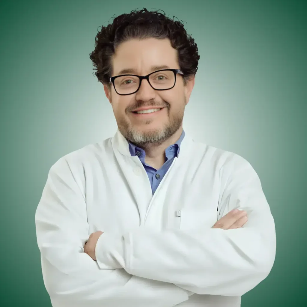 Prof. Alessandro Silveira, MD